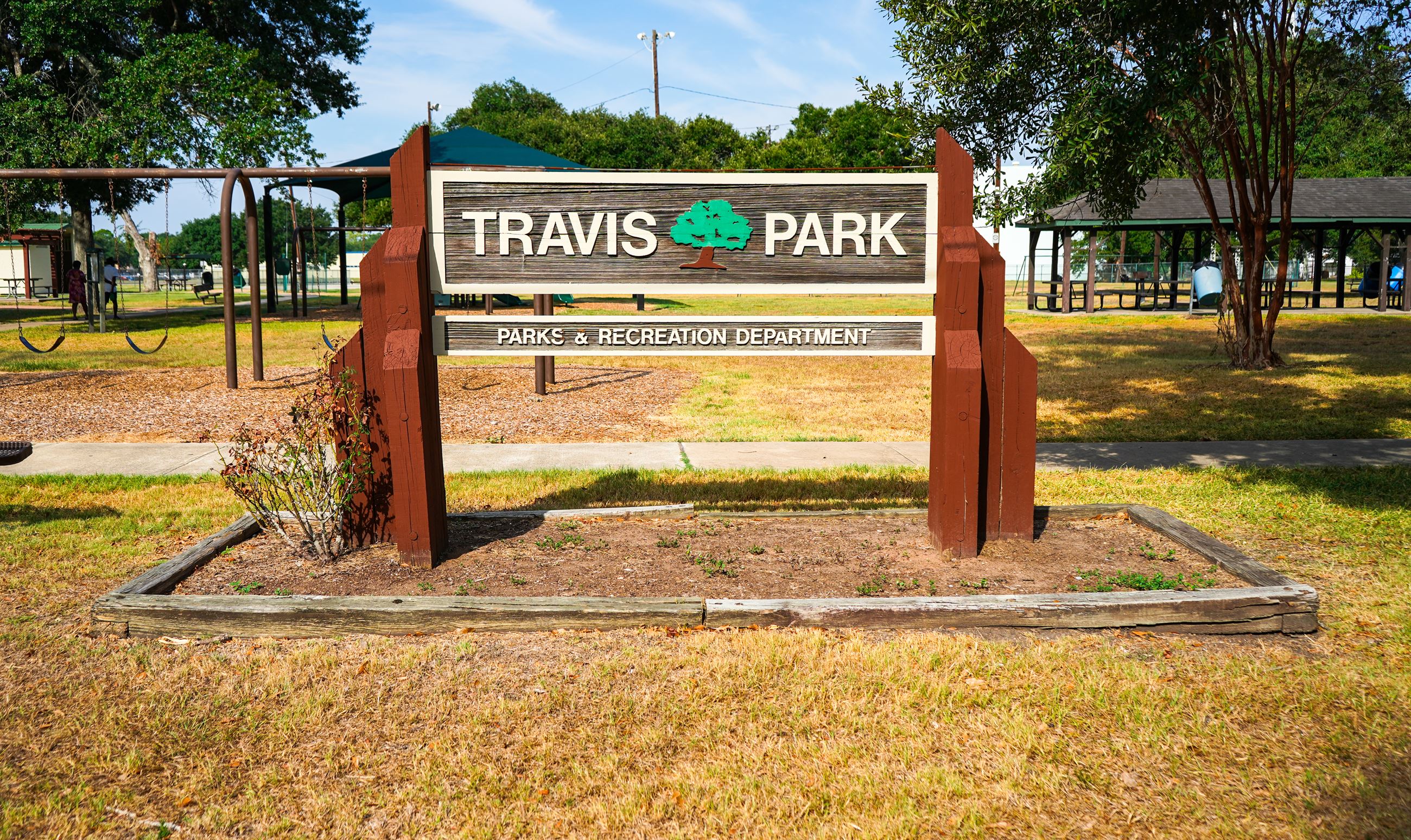 Travis Park Entry Sign